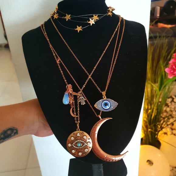 🍭💗Layered various (3 x $29) - Picture 5 of 8